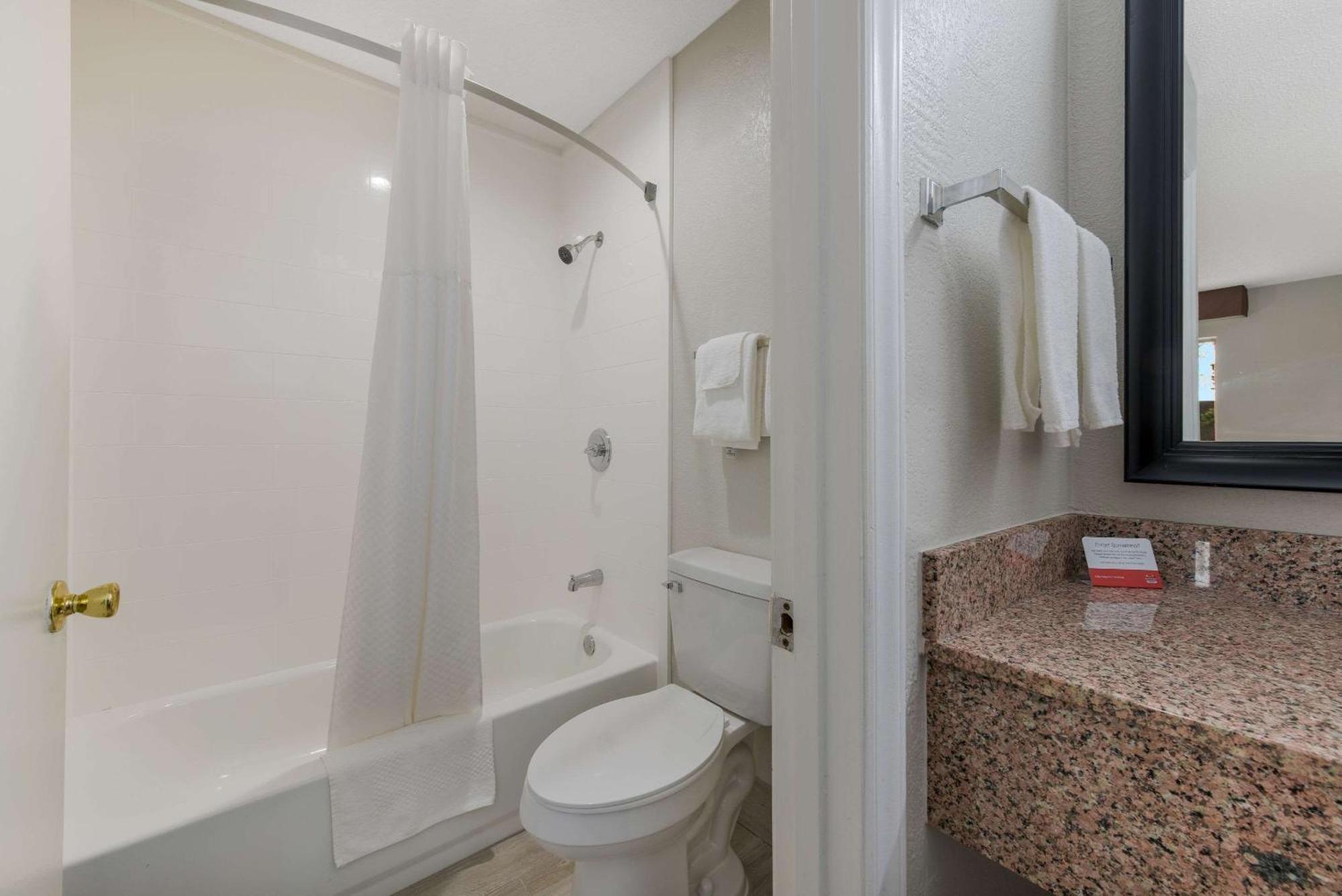 Econo Lodge Cheraw Market Street Eksteriør bilde
